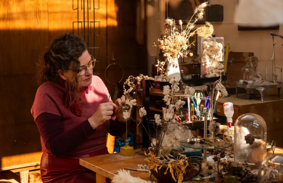 Nants at her worktable, assembling a #fragiles piece